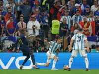 上海玄鸟VS香港金牛比赛预测NBL联赛7日晚间结束第三场半决赛卫冕冠军香港金牛横扫江西鲸裕清酒连续第三个赛季晋级总决赛合肥狂风主